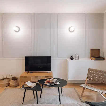 Apartament Algarve - 2 Bedrooms In Santos Lizbona