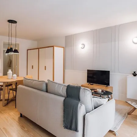 Apartament Algarve - 2 Bedrooms In Santos Lizbona