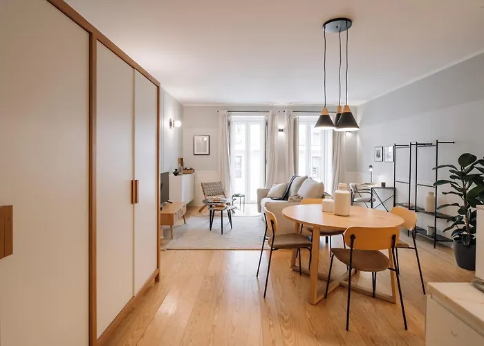 Algarve - 2 Bedrooms In Santos Apartment *