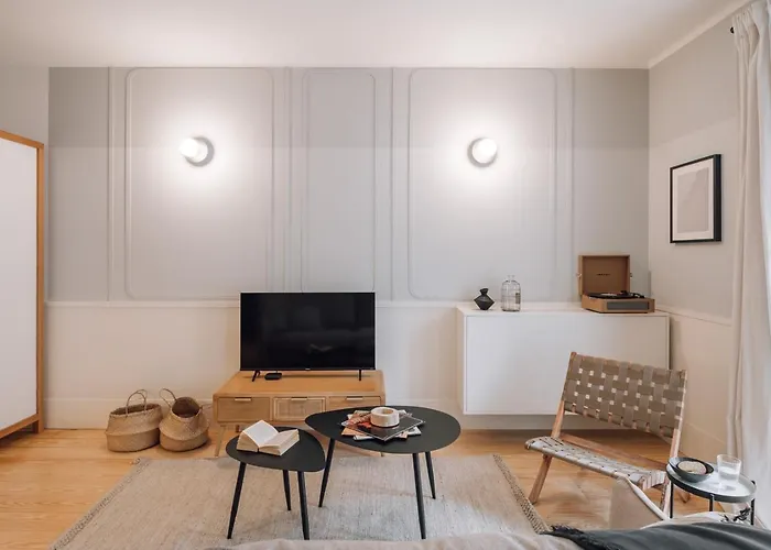 Apartamento Algarve - 2 Bedrooms In Santos Lisboa