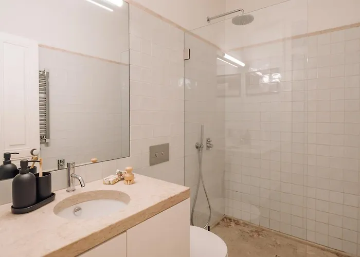 Апартаменты Algarve - 2 Bedrooms In Santos Лиссабон